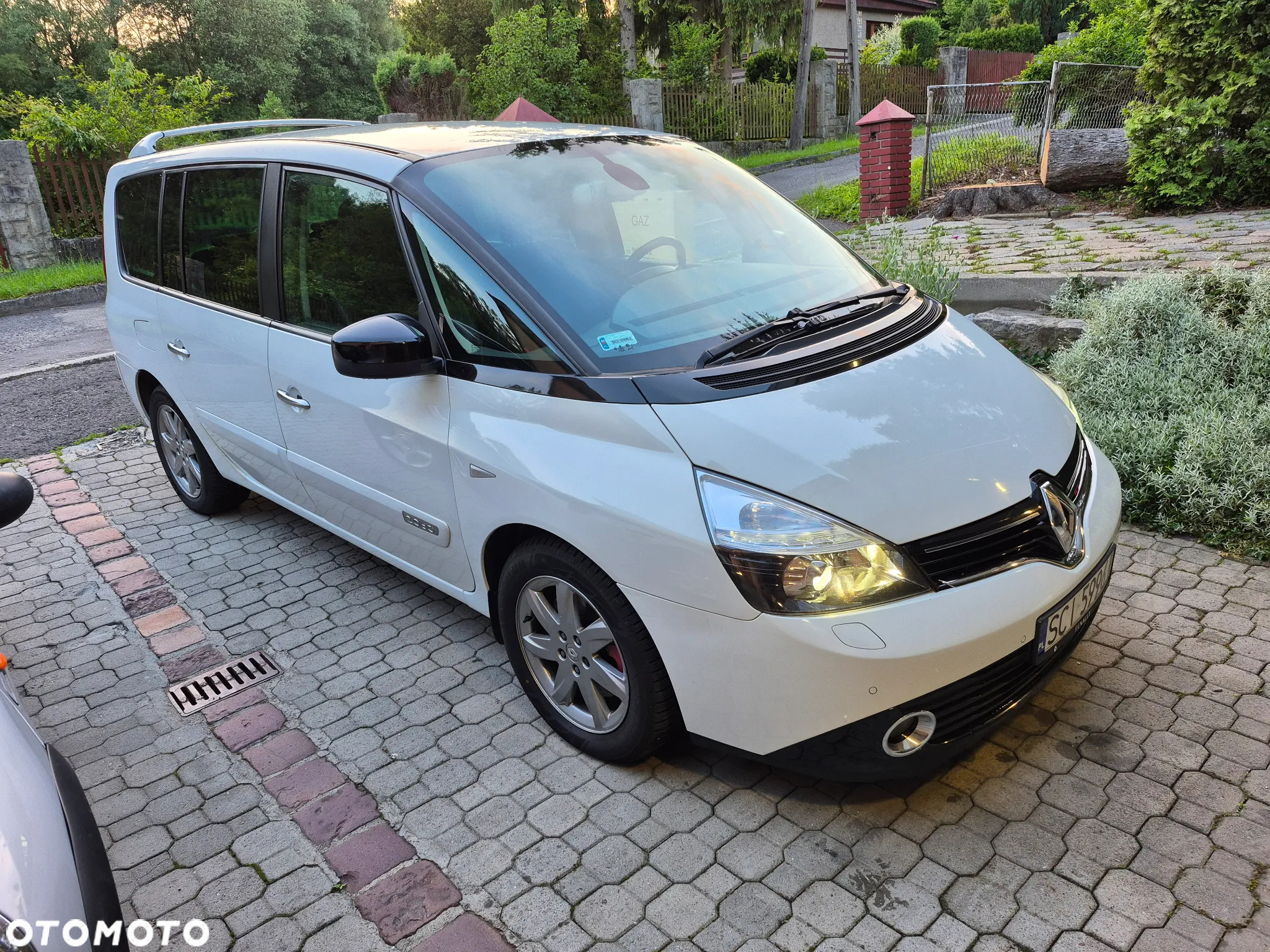 Renault Espace dCi 150 FAP Paris - 2