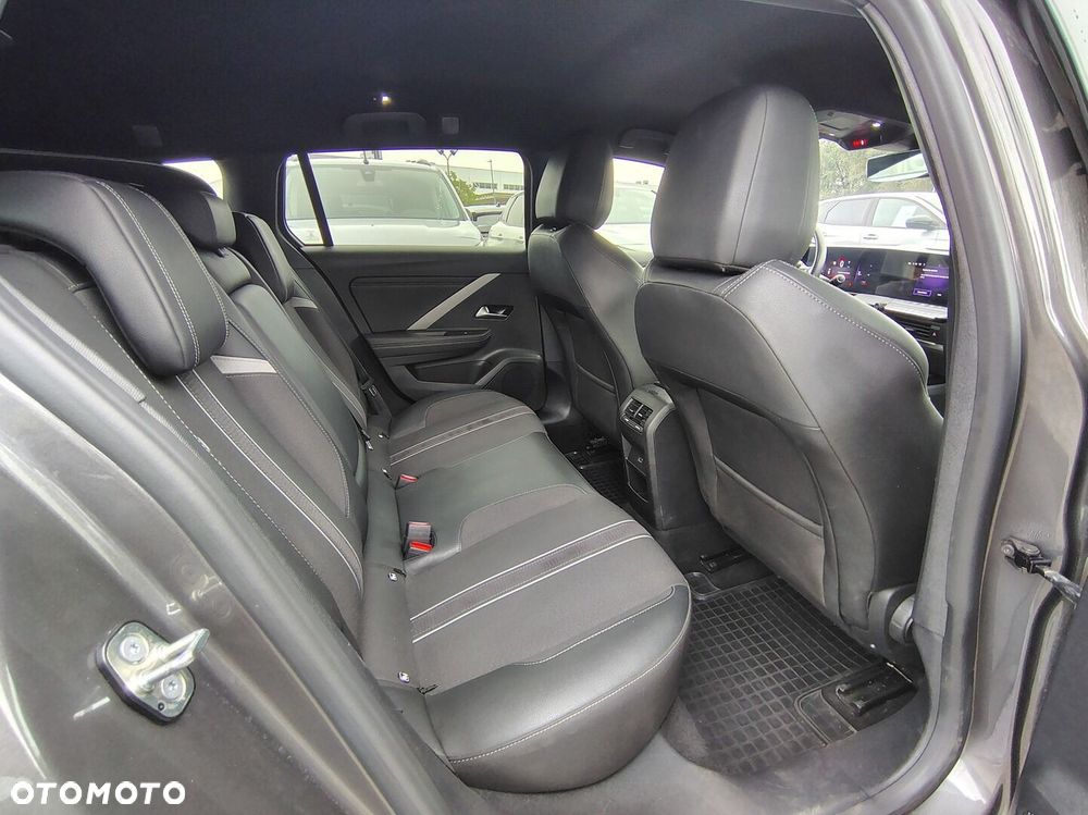 Opel Astra - 11