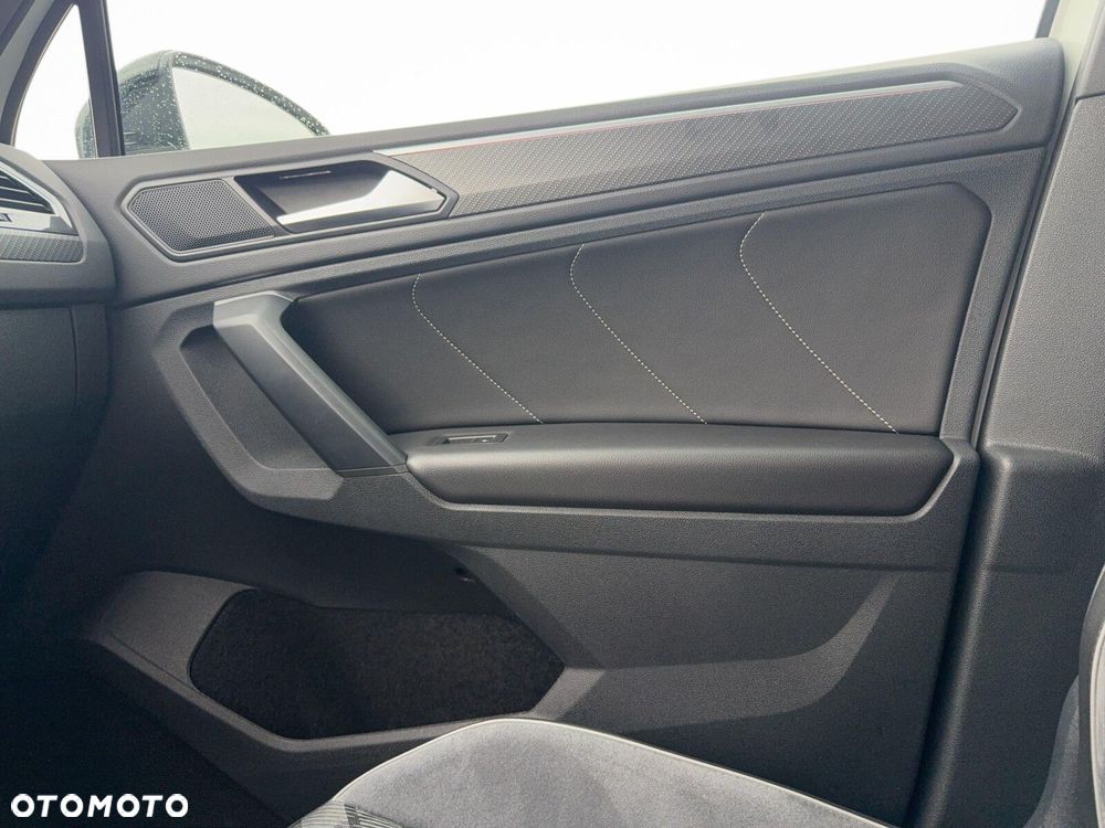 Volkswagen Tiguan 2.0 TDI SCR 4Mot R-Line DSG - 32