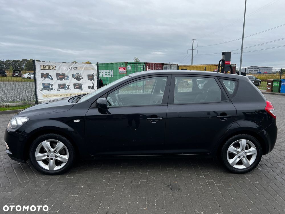 Kia Ceed - 2