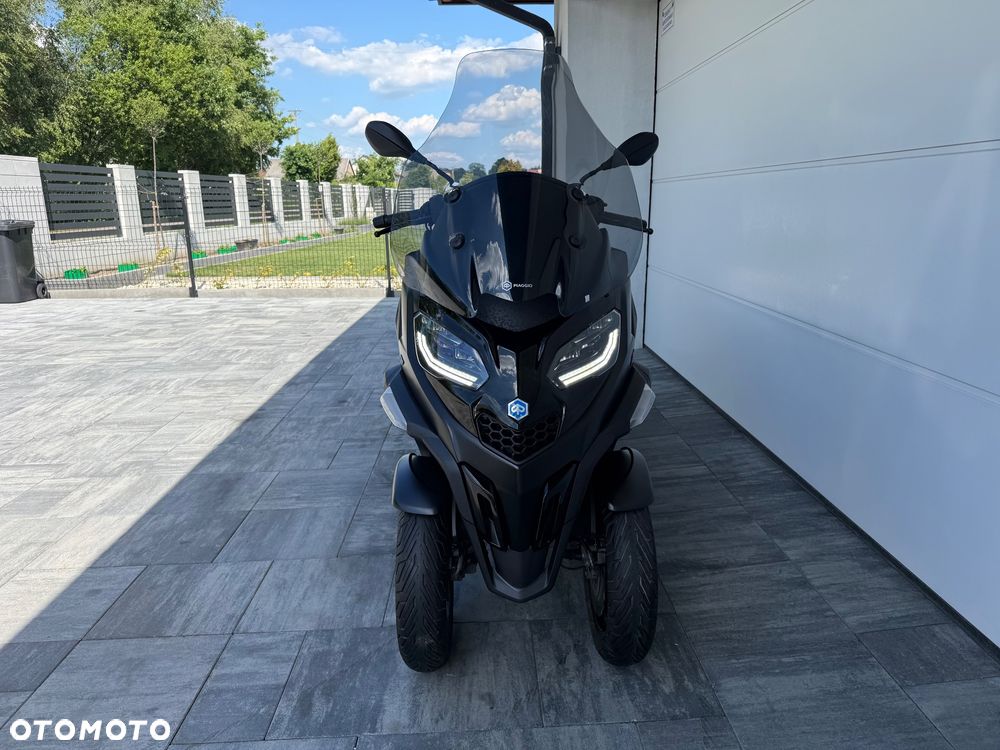 Piaggio MP-3 - 10