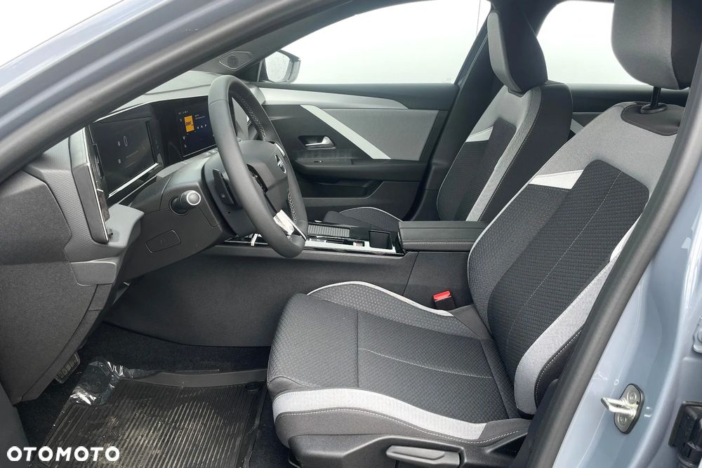 Opel Astra 1.2 T mHEV Edition S&S eDTC - 12