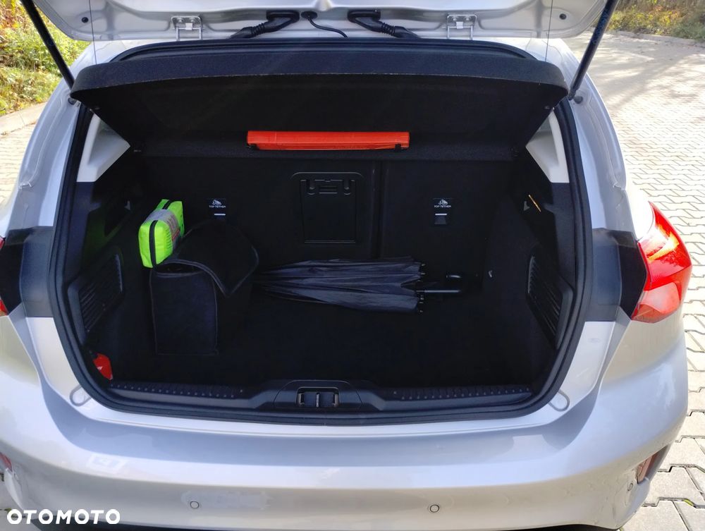 Ford Focus 1.0 EcoBoost Trend Edition - 13