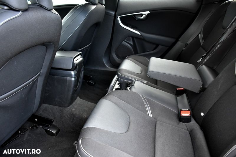 Volvo V40 - 15
