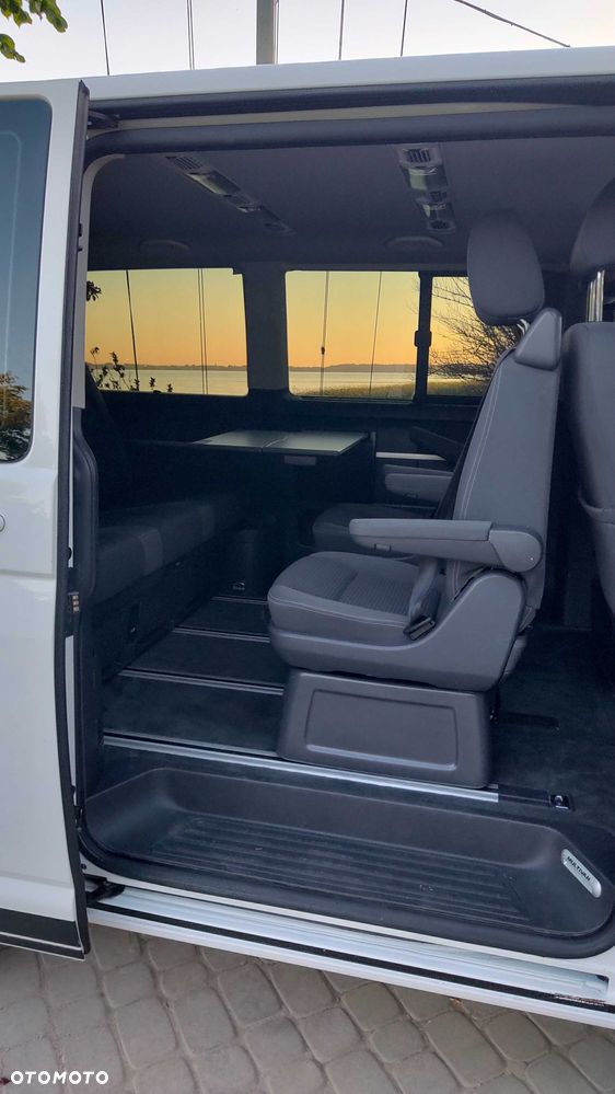 Volkswagen Multivan - 7