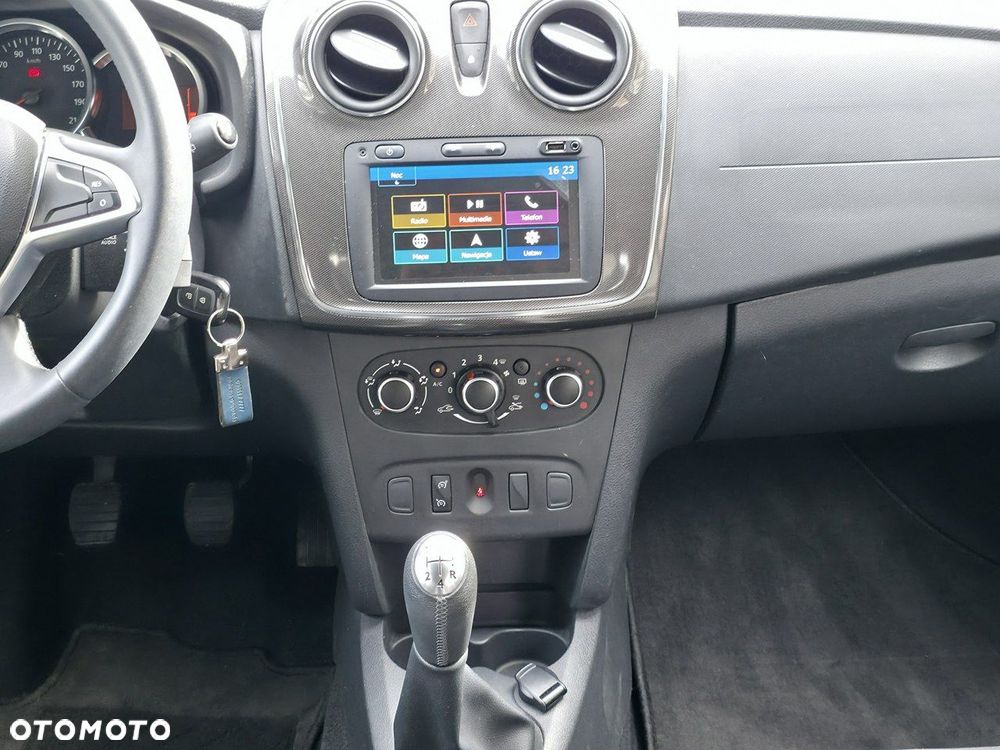 Dacia Sandero Stepway - 12