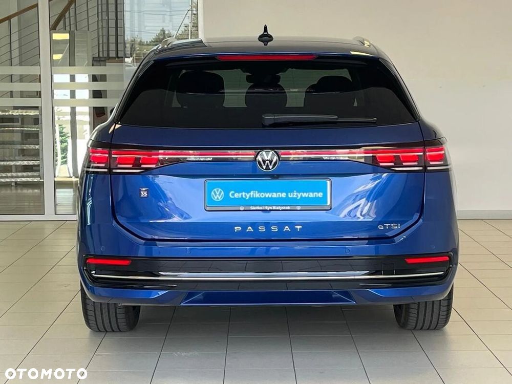 Volkswagen Passat Variant 1.5 TSI EVO Elegance DSG - 4