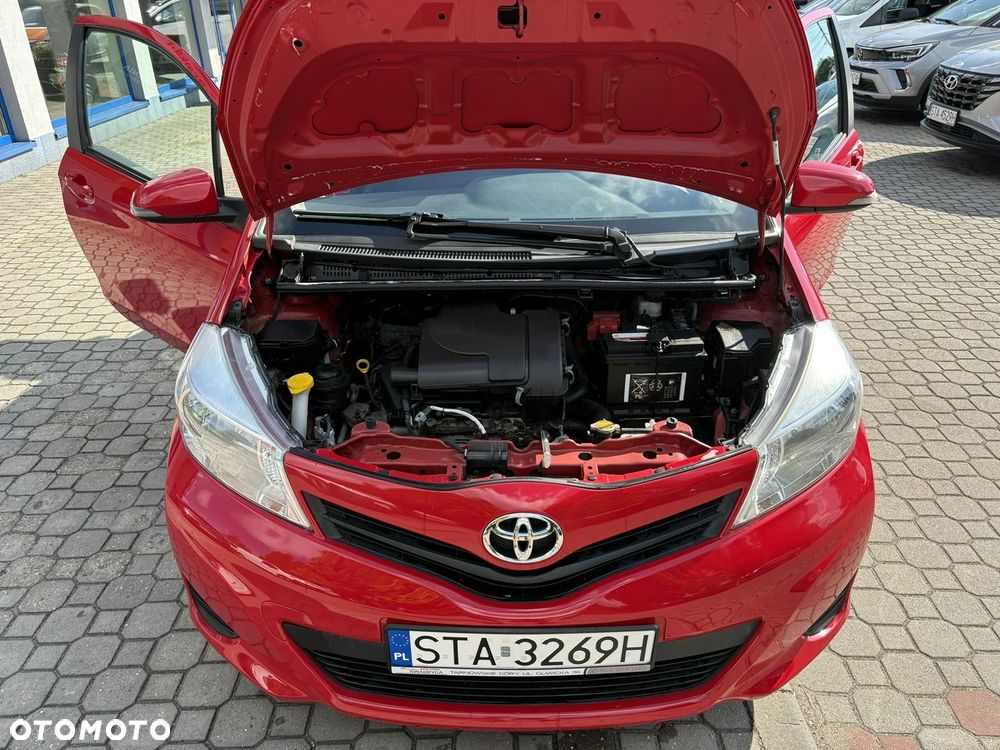 Toyota Yaris - 22