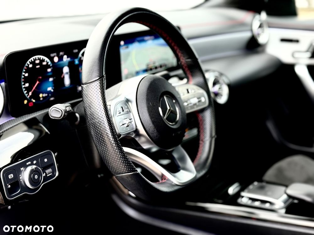 Mercedes-Benz CLA 180 d 7G-DCT AMG Line - 23