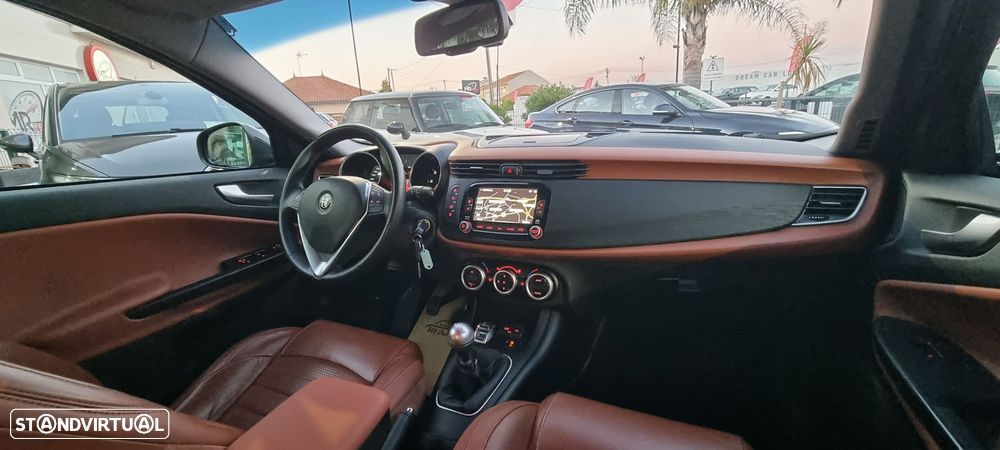Alfa Romeo Giulietta 1.6 JTDm Sprint Speciale J18 - 14