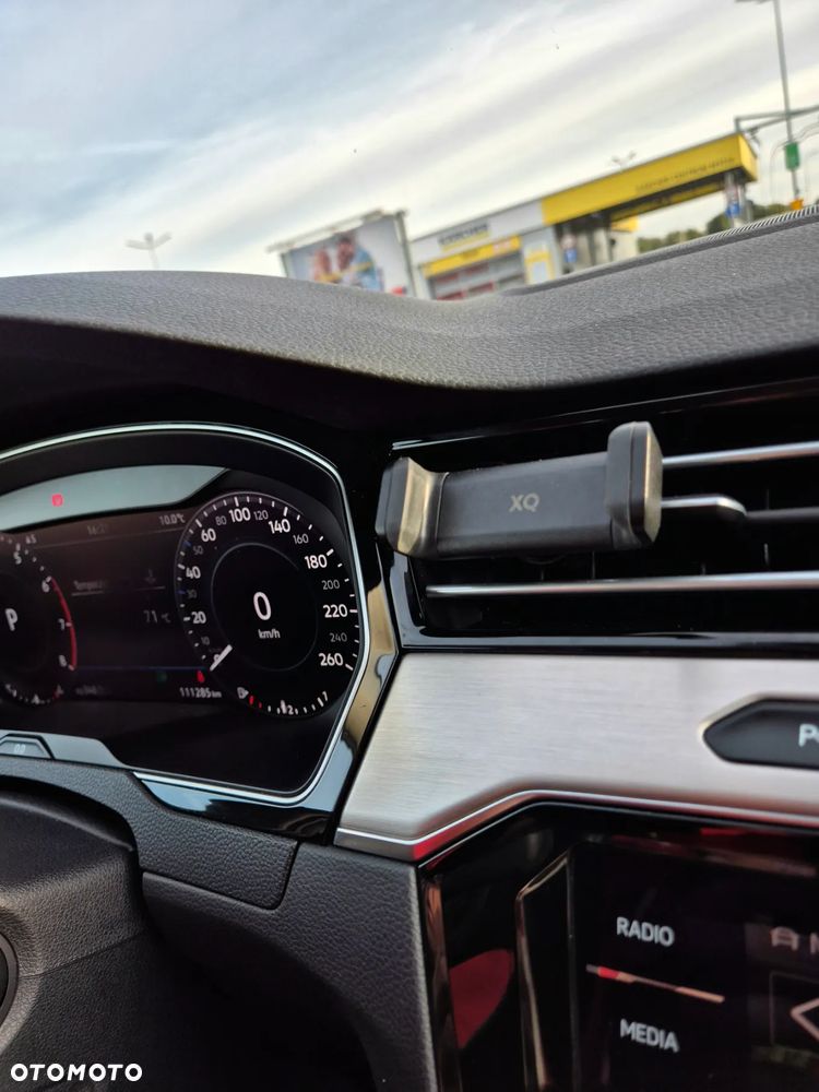 Volkswagen Passat 1.5 TSI EVO Highline DSG - 25