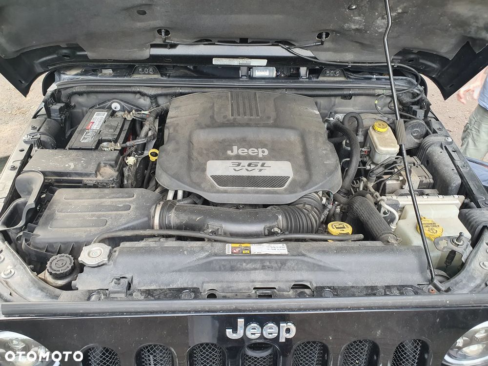 Jeep Wrangler 3.6 Unlim Rubicon - 15