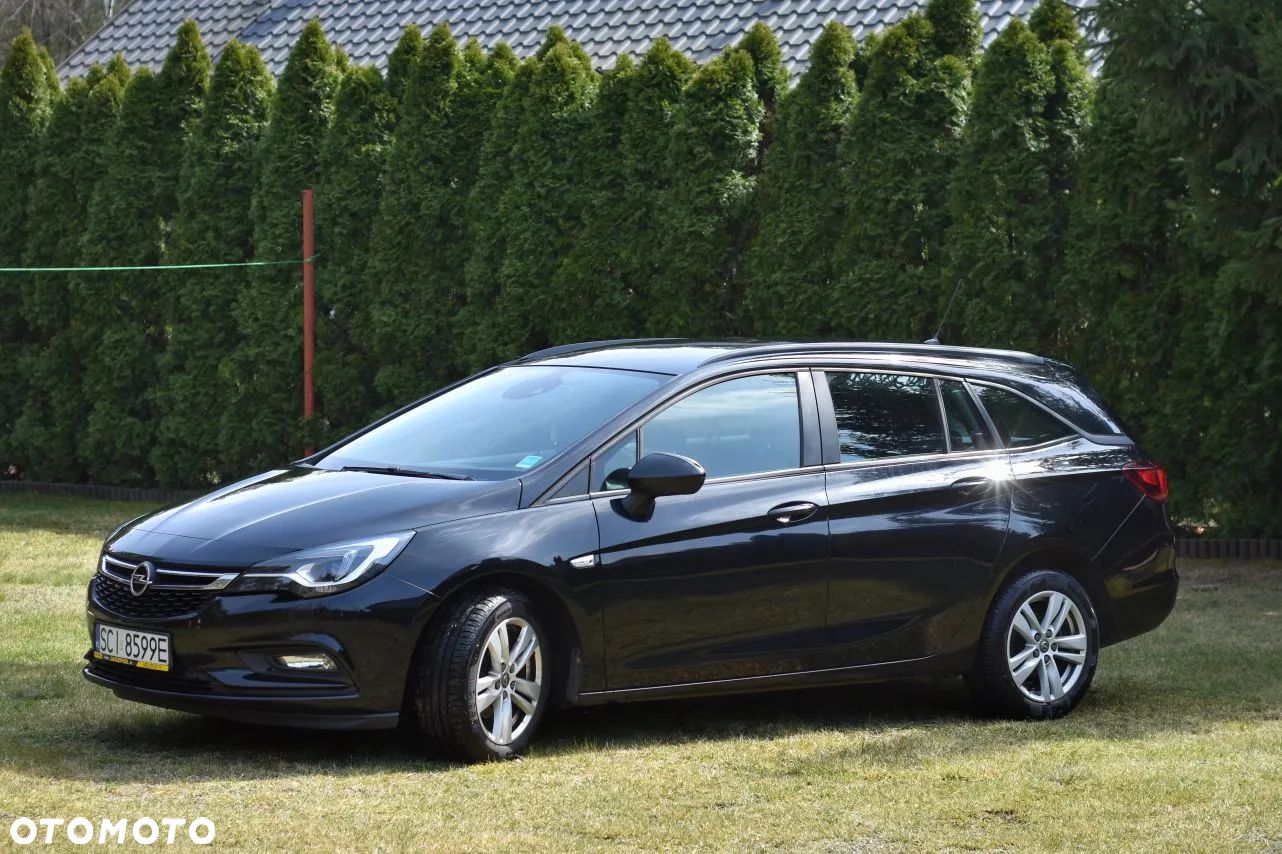 Opel Astra - 1