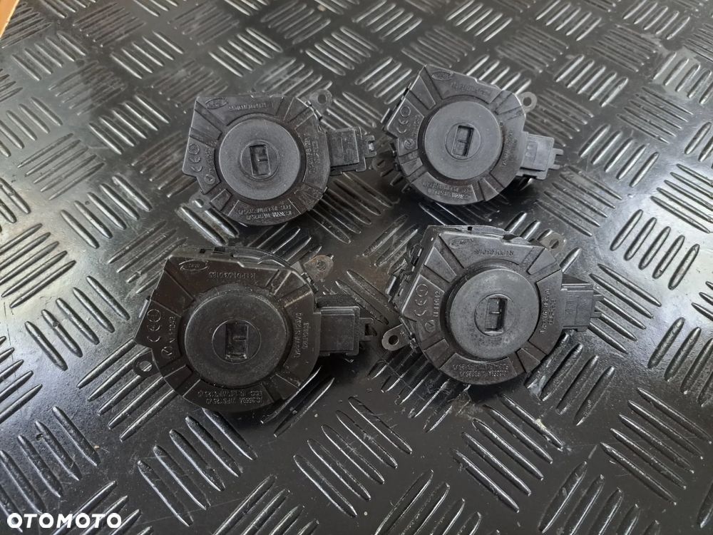 STACYJKA VOLVO C30 S40 II V50 C70 ORYGINAL - 1