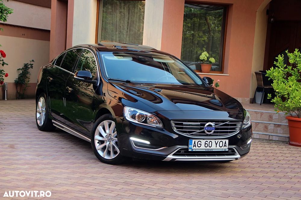 Volvo S60 D4 Geartronic RDesign - 1