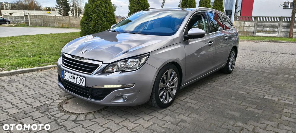 Peugeot 308 - 1