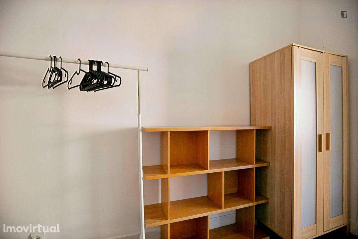 Quarto - localizado em Picoas Lisbon - Grande imagem: 3/32