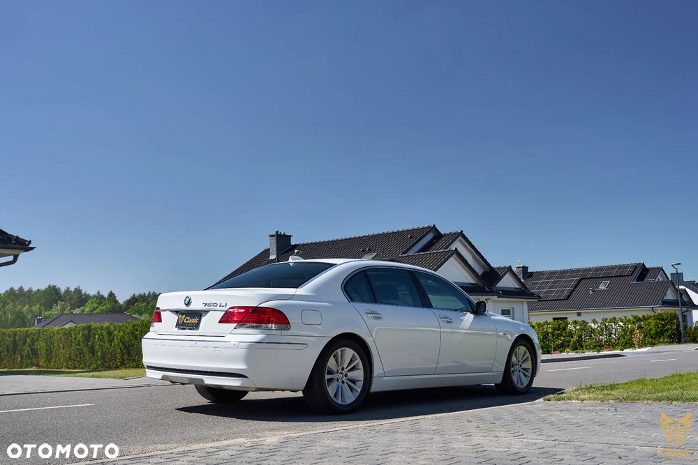 BMW Seria 7 750i L - 5