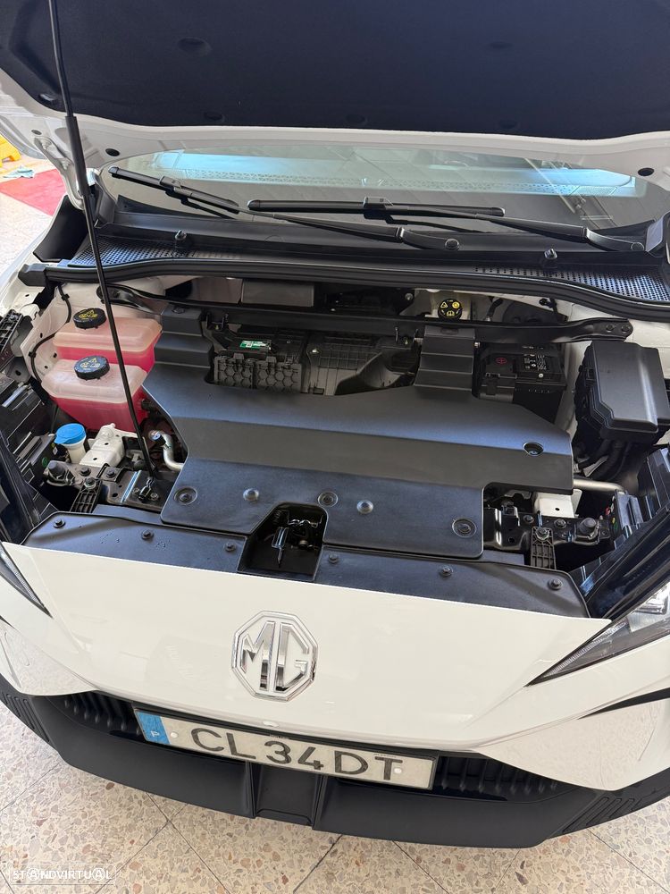 MG MG4 77 kWh Extended Range Luxury - 9