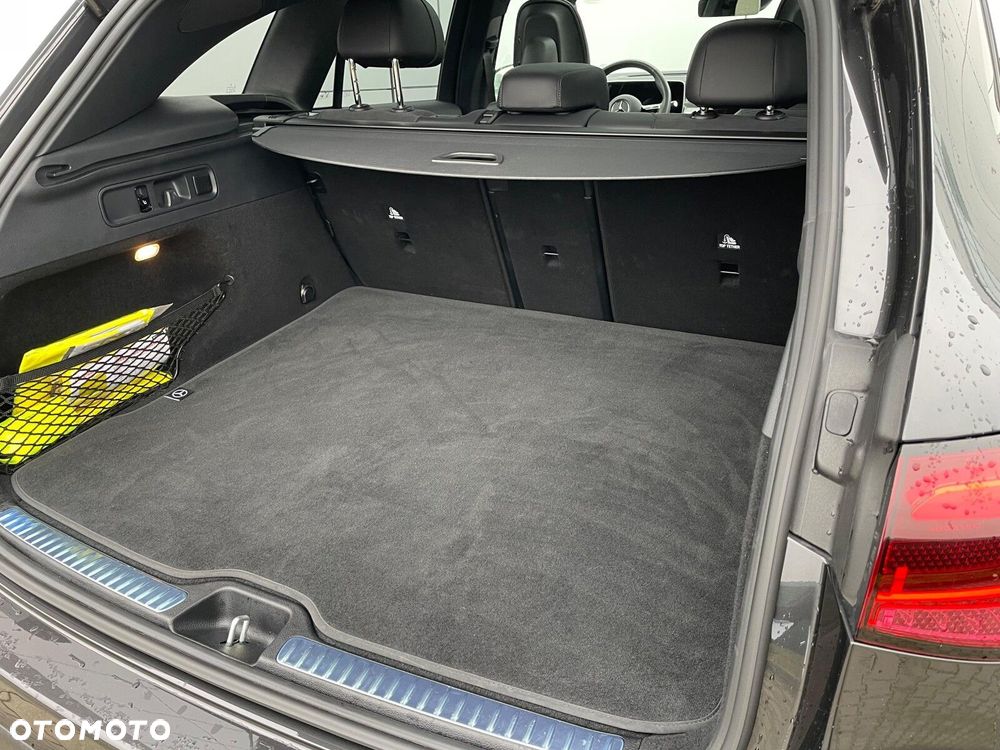 Mercedes-Benz GLC - 21