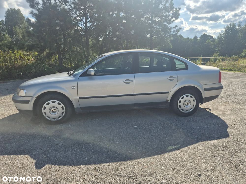 Volkswagen Passat 1.9 TDI GL - 2