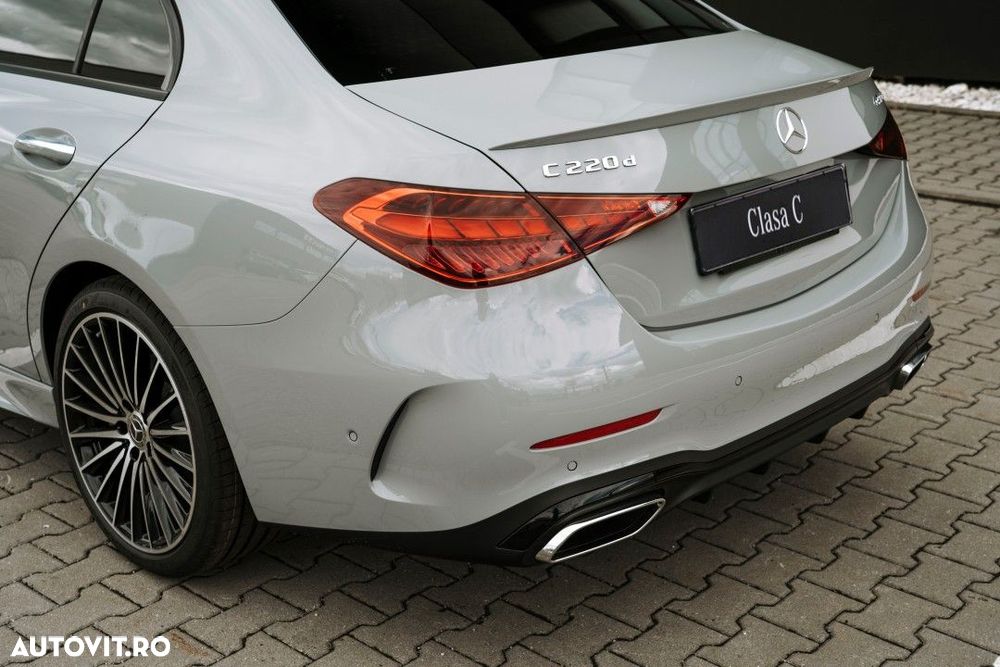 Mercedes-Benz C - 27