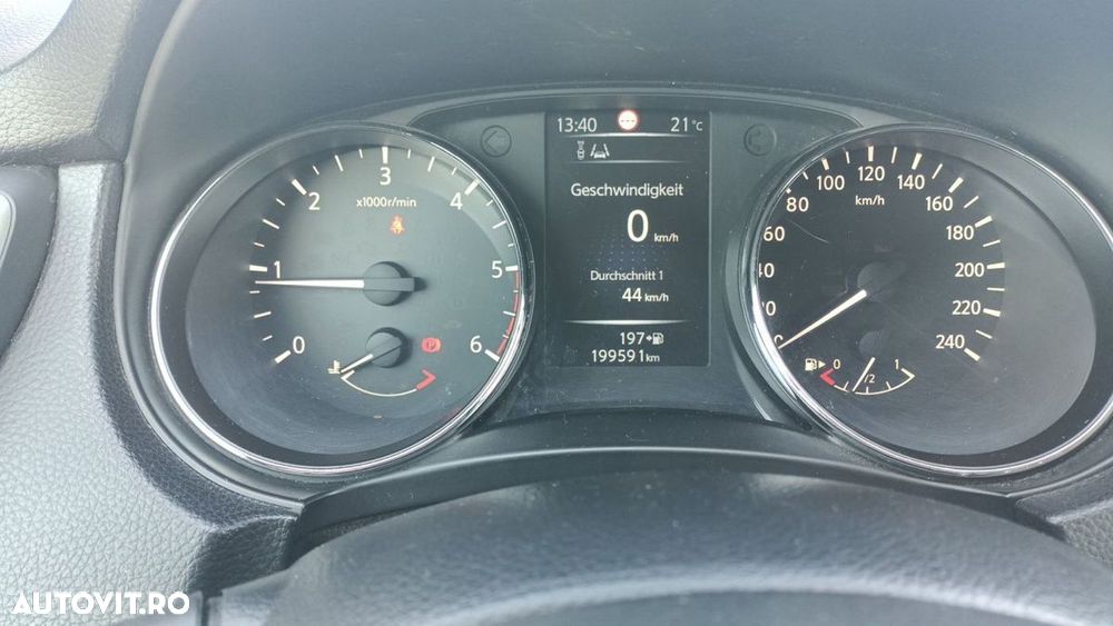 Nissan Qashqai 1.6 DCI Start/Stop Tekna - 13