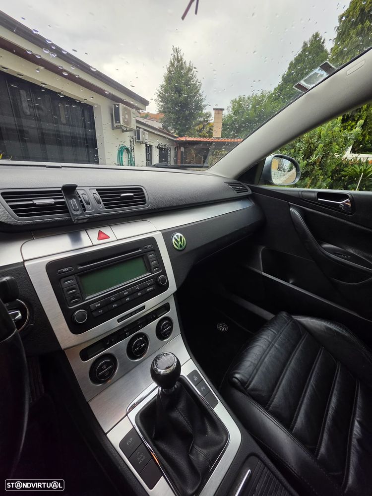 VW Passat - 10