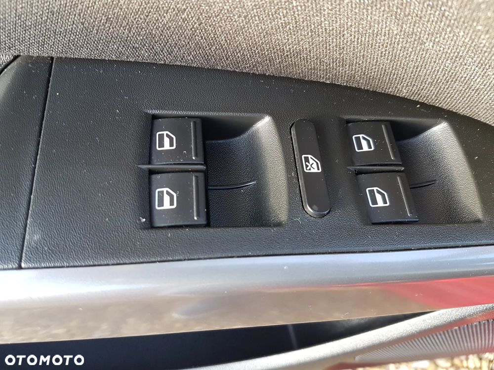 Seat Leon 2.0 TDI DPF Sport - 25