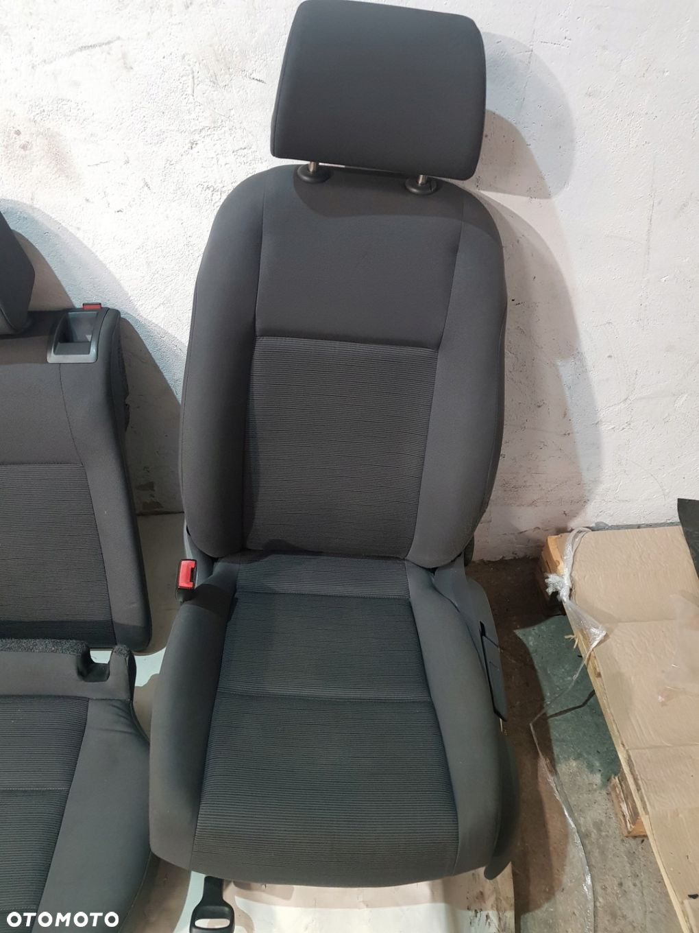 FOTELE KANAPA KOMPLET VW GOLF V EUR HB 5D - 2
