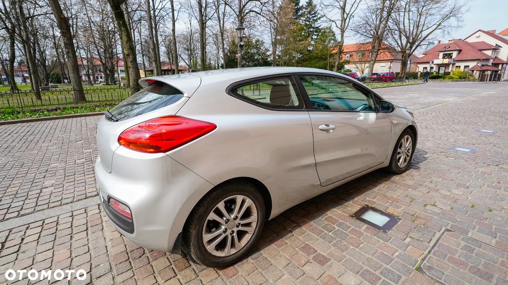 Kia Ceed - 7