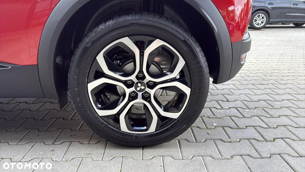 Mitsubishi ASX - 16