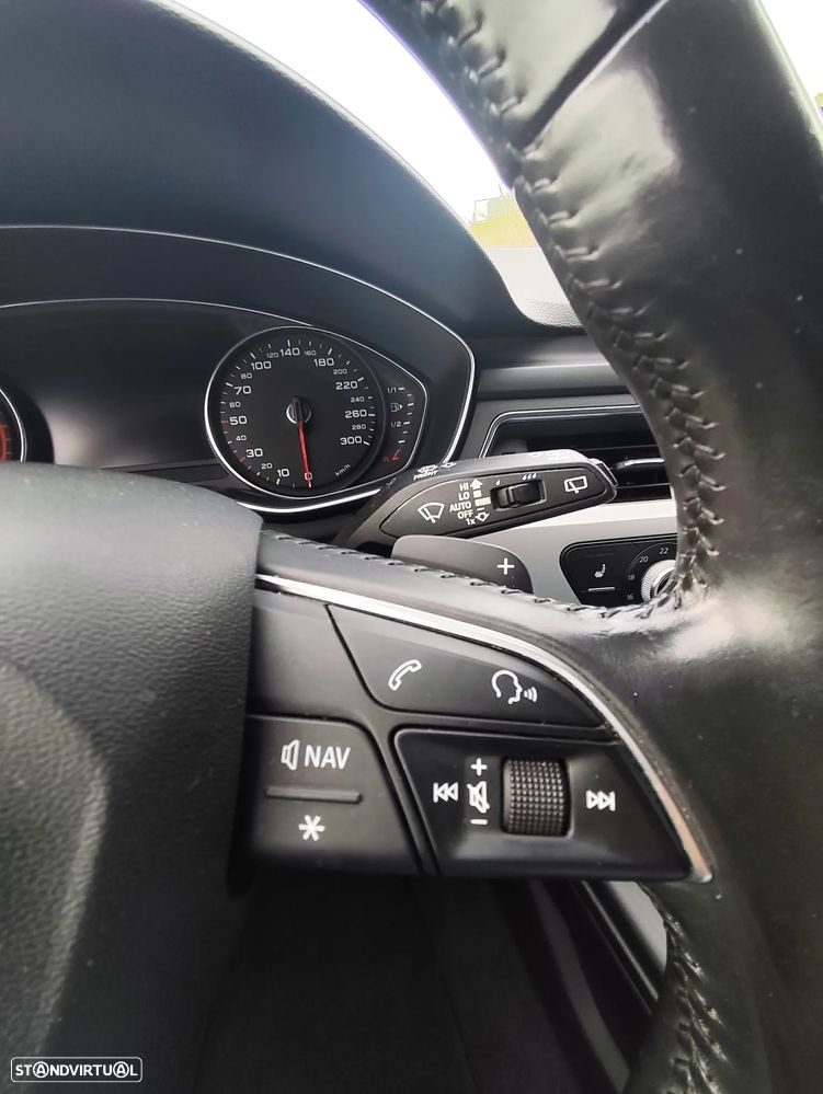 Audi A4 Avant 2.0 TDI quattro Advance S tronic - 20