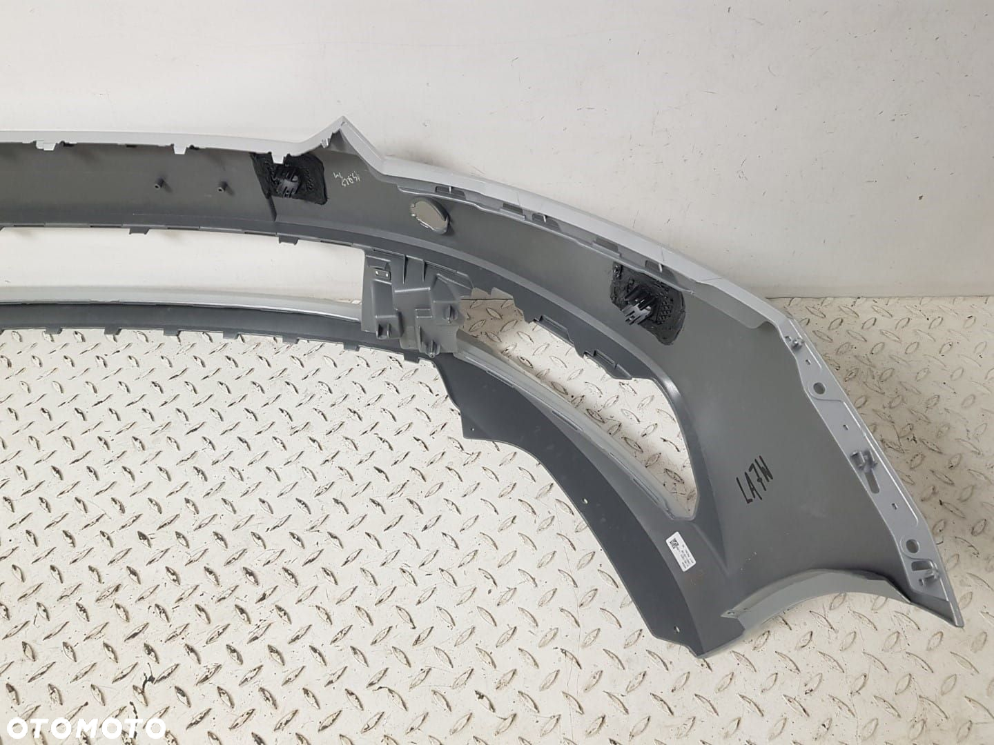 FABRYCZNIE NOWY ORYGINALNY W KOLOR LA7W ZDERZAK PRZEDNI PRZÓD SKODA FABIA III 3 14-18 6V0  6V0807221 - 10