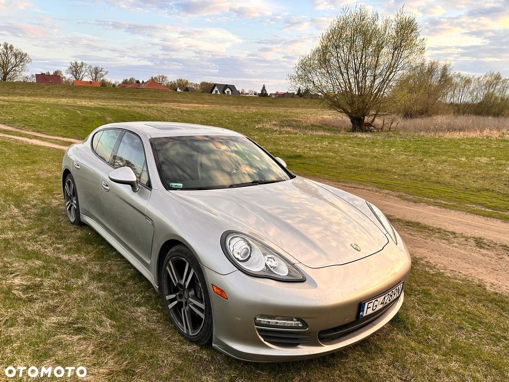 Porsche Panamera PDK - 3