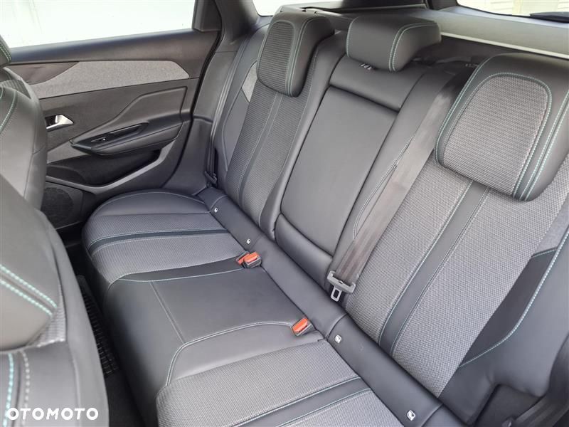 Peugeot 308 1.2 PureTech Allure S&S - 15