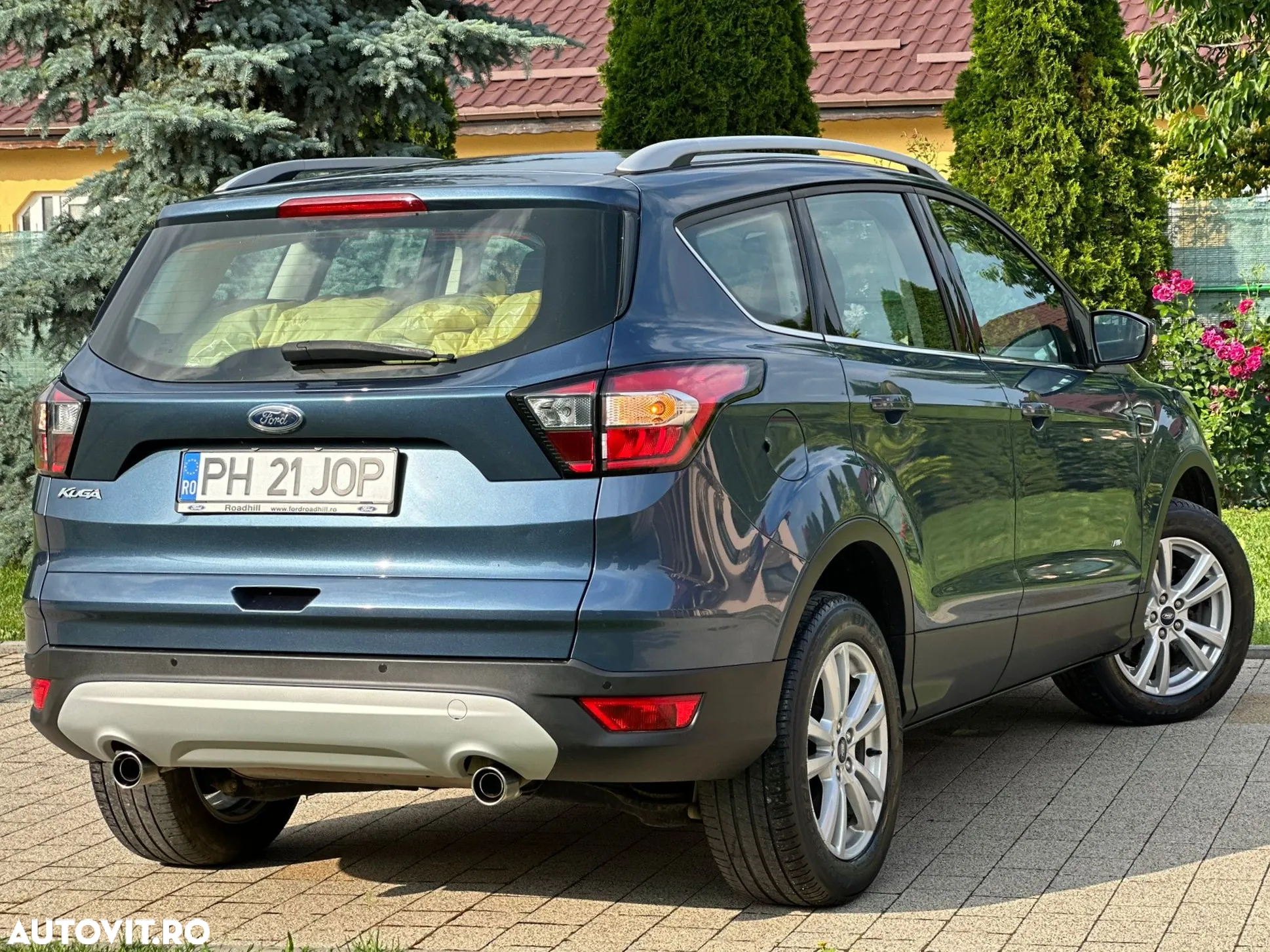 Ford Kuga 2.0 TDCi 4WD Trend - 3