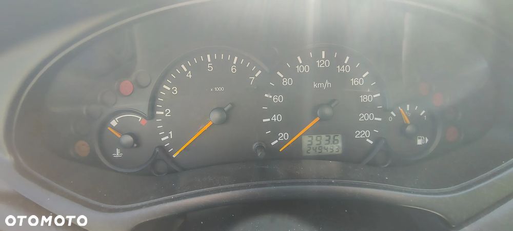 Ford Focus 1.6 Comfort X / 100 - 5