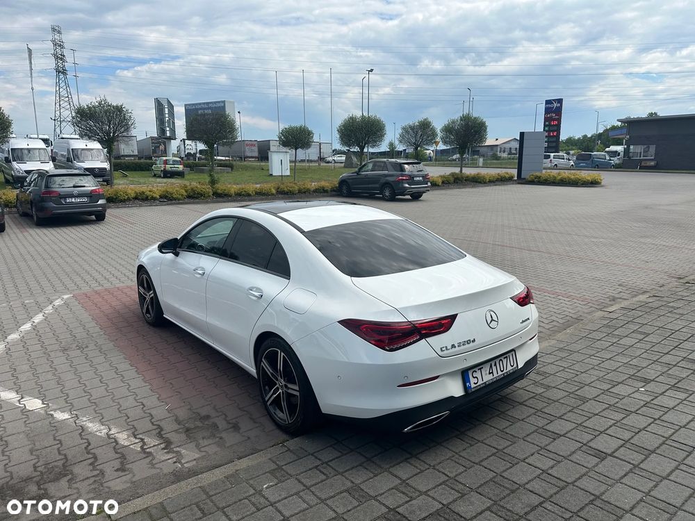 Mercedes-Benz CLA 220 d 4-Matic AMG Line 8G-DCT - 4