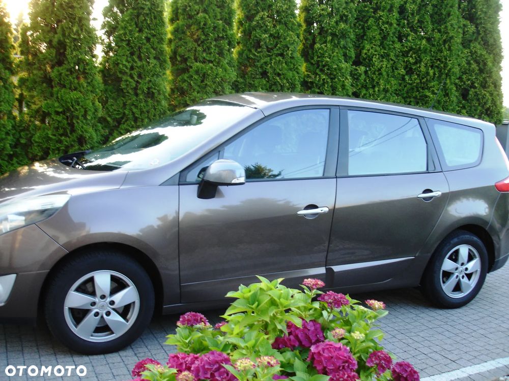Renault Grand Scenic - 3