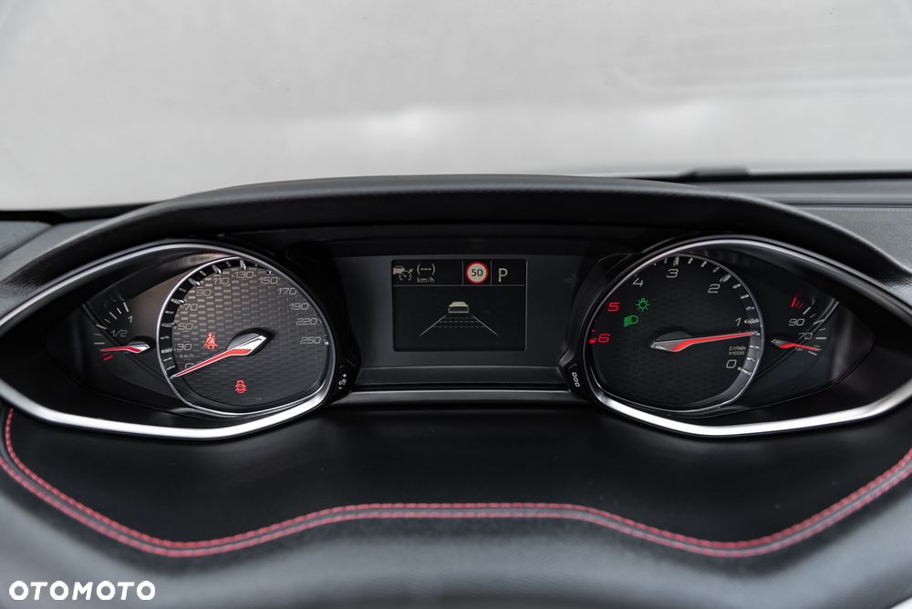 Peugeot 308 BlueHDi 180 EAT6 GT - 25