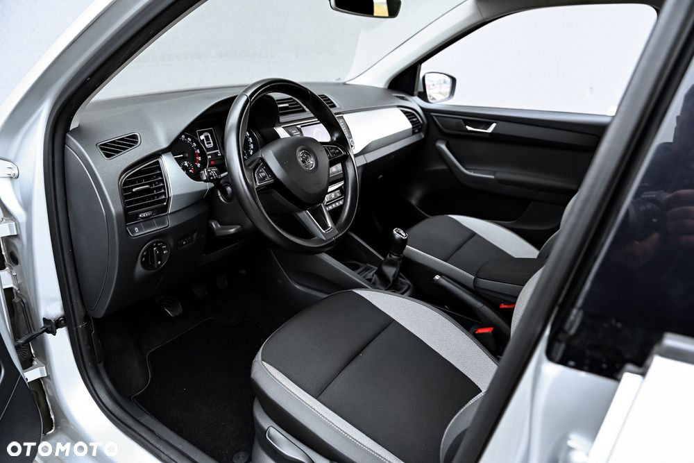 Skoda Fabia - 16