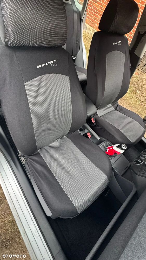 Volkswagen Polo 1.4 16V Comfortline - 23