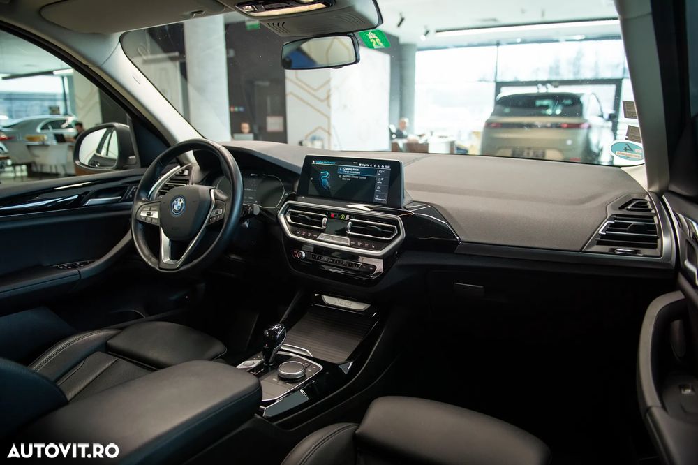 BMW X3 xDrive30e AT PHEV - 32