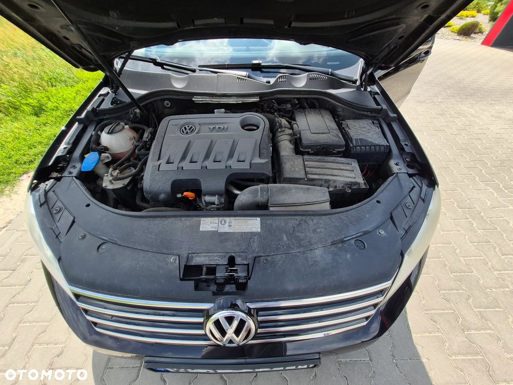Volkswagen Passat 2.0 TDI Comfortline - 9