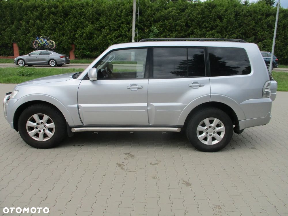 Mitsubishi Pajero 3.2 DID Invite - 3