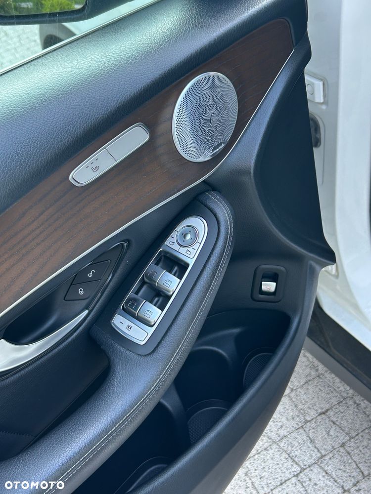 Mercedes-Benz GLC - 14