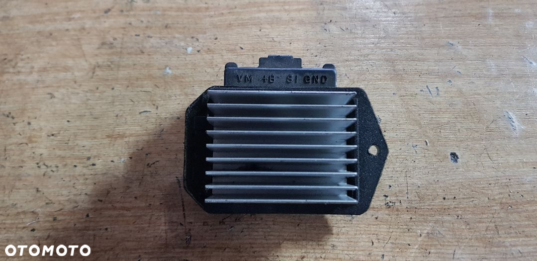 TOYOTA AVENSIS T22 REZYSTOR DMUCHAWY 499300-2041 - 2