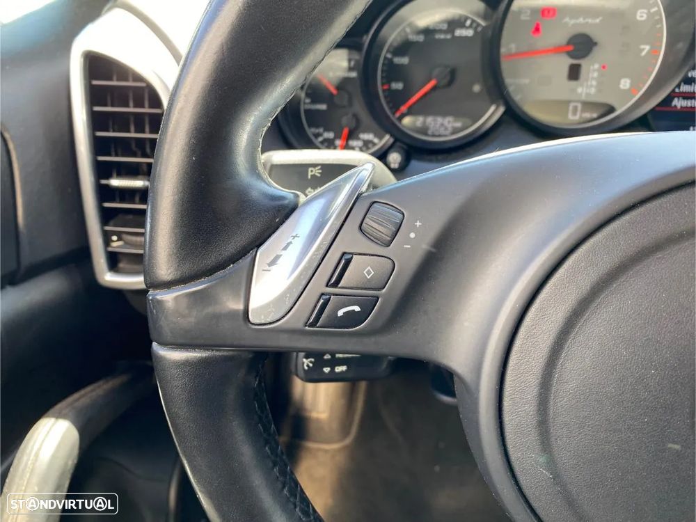 Porsche Cayenne S Hybrid - 50