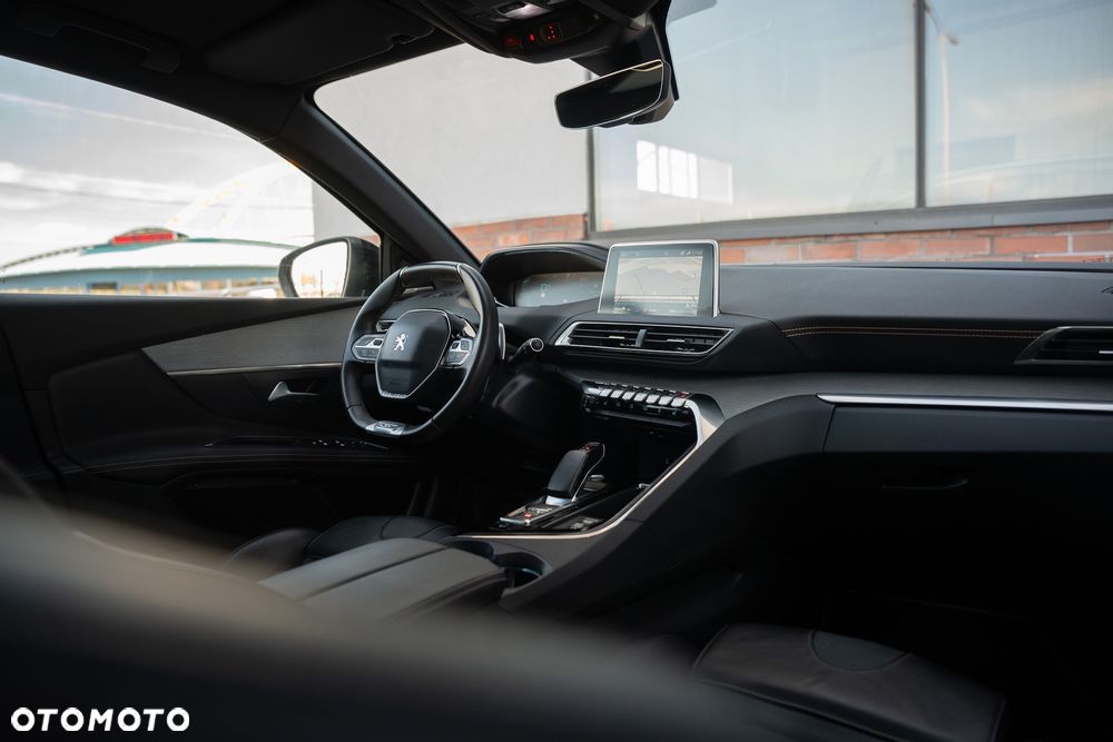 Peugeot 3008 1.6 PureTech Hybrid4 PHEV GT Pack S&S EAT8 - 27